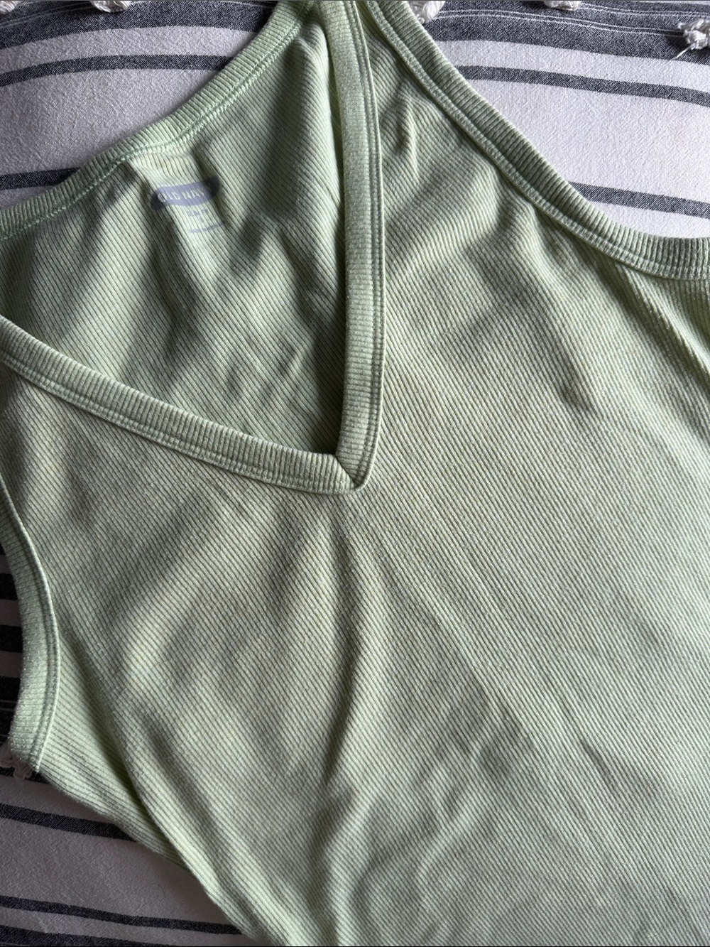 Old Navy Light Green Ribbed V-Neck Tank Top